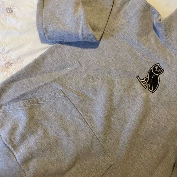 OVO Drakes October’s Very Own Mini OG Owl Hoodie Grey - Picture 7 of 9